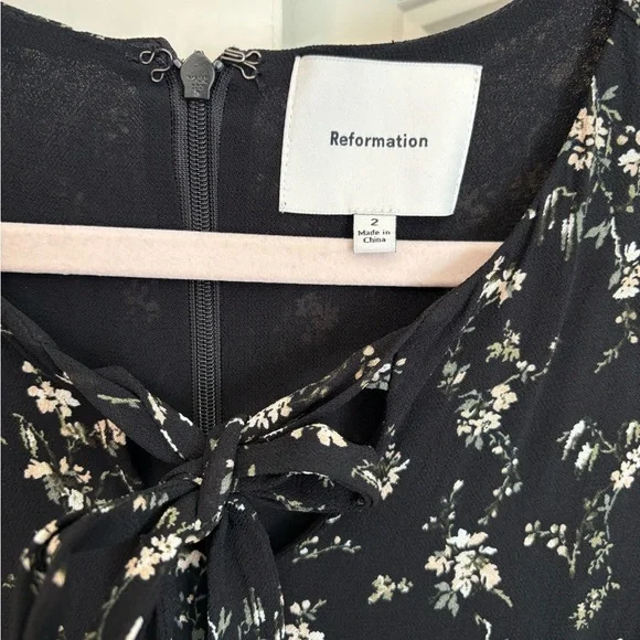 Reformation Delia Dress in Lucien black floral midi size 2 - Picture 4 of 12